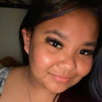 Baby-sitter in Vancouver: Queenzy