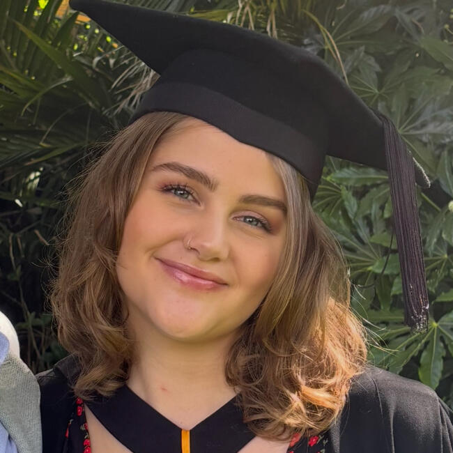 Babysitter in Hamilton: Charlotte