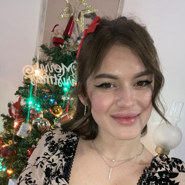 Babysitter a Moncalieri: Anna