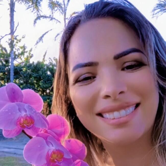 Babysitter in Contagem: Eliana