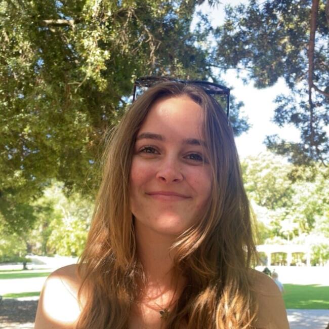 Babysitter in Perth: Casey