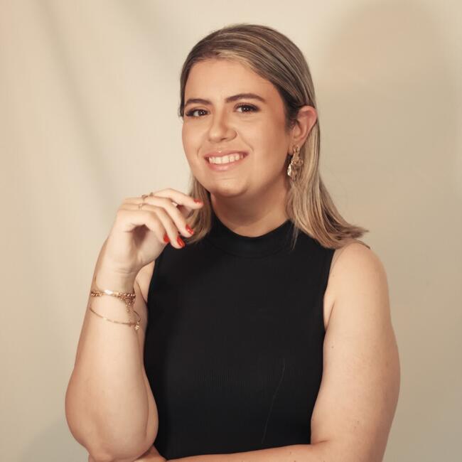 Emprego de babá em Porto Alegre: Mariana