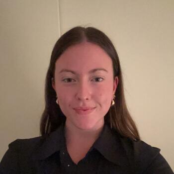 Babysitter in Melbourne: Lucy
