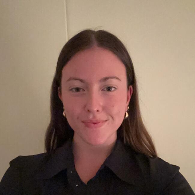 Babysitter in Melbourne: Lucy