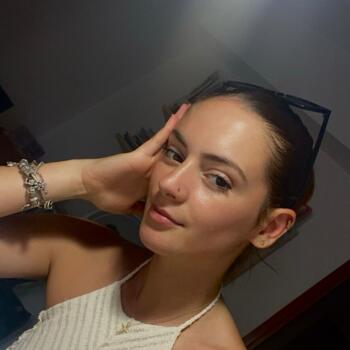 Babysitter in Athens: Ergisa