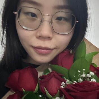 Babysitting job in Cagliari: babysitting job 晓芊