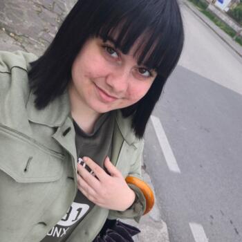 Babysitter in Antony: Chiara