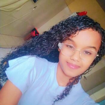 Emprego de babá em Duque de Caxias: emprego de babá Marina