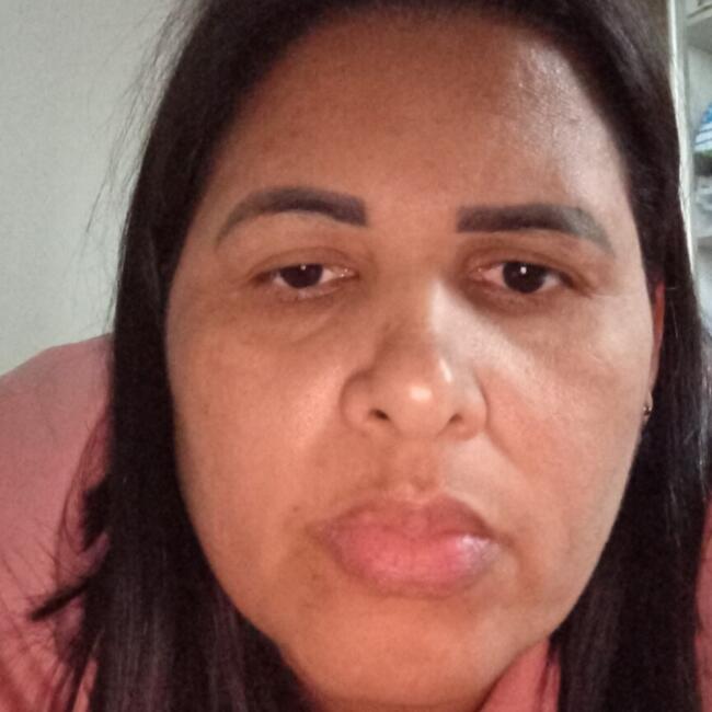 Babysitter in Belo Horizonte: Aline