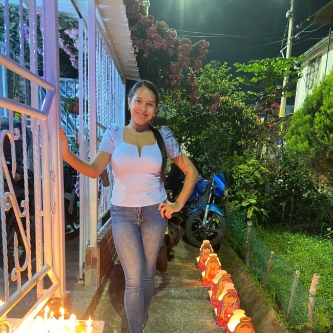Trabajo para niñera en Pereira: Valentina