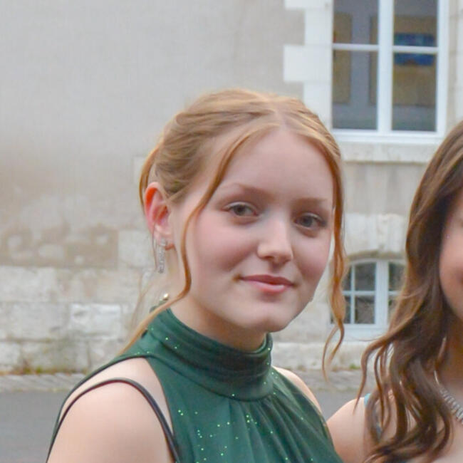 Babysitter in Blois: Élise