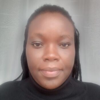 Babysitter Nairobi: Esther
