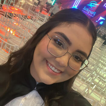 Babá em Palhoça: Renata