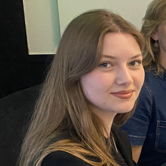 Babysitter in Dijon: Aurélie