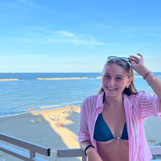 Babysitter a Scandicci: Benedetta