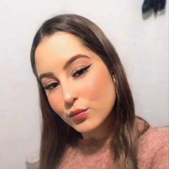 Babysitter in Biguaçu: Jacqueline