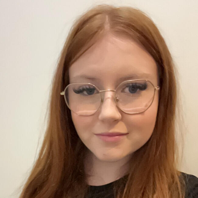 Babysitter in Musson: Daphné