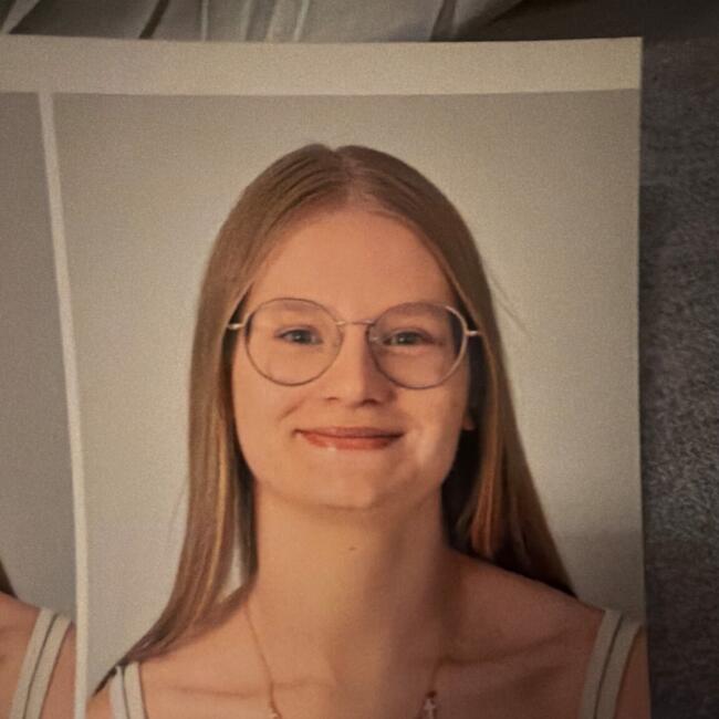 Babysitter in Dunkirk: Manon