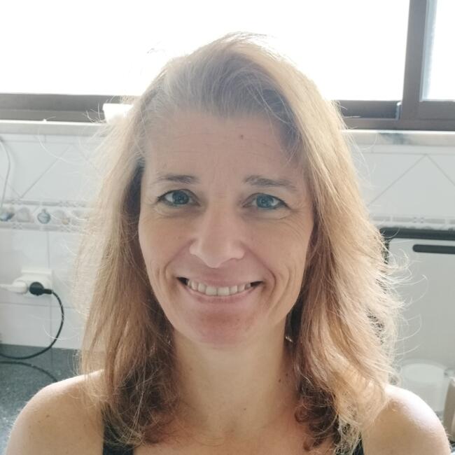 Babysitter in Lisbon: Helena