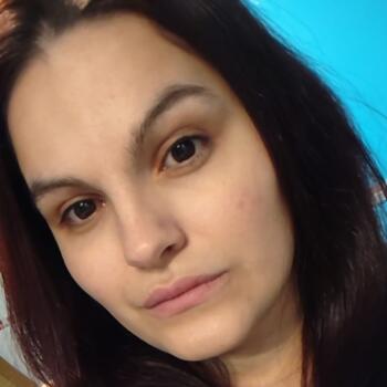 Job de garde d'enfants à Arras: Amélina