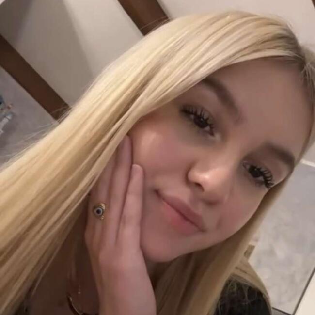 Babysitter in Roquefort-sur-Garonne: Camille