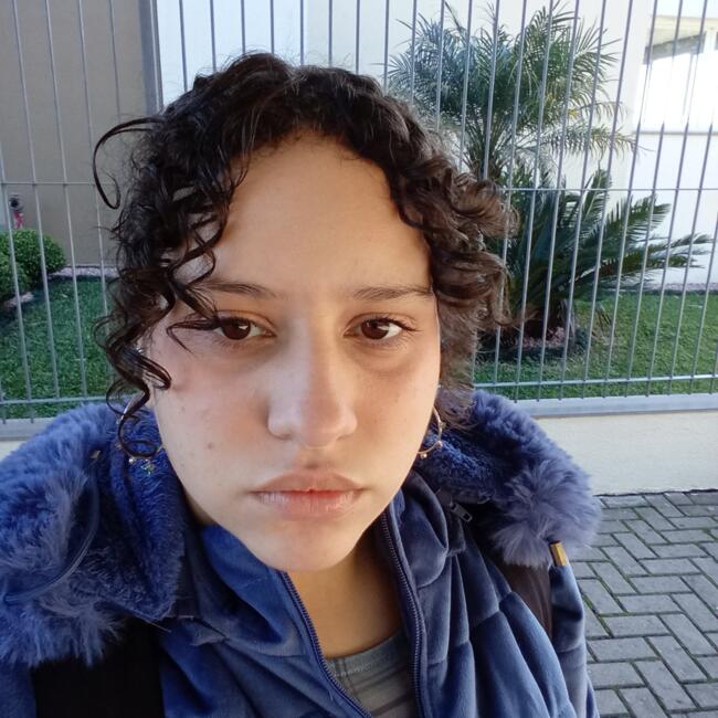 Babysitter in Caxias do Sul: Lisia