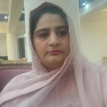 Babysitter in Lahore: Tehreemah