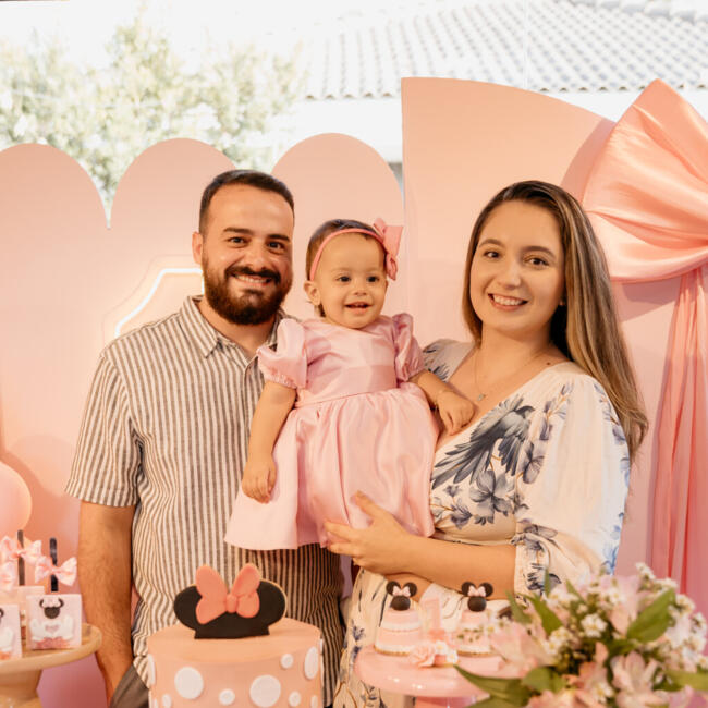 Emprego de babá em Joinville: Aline