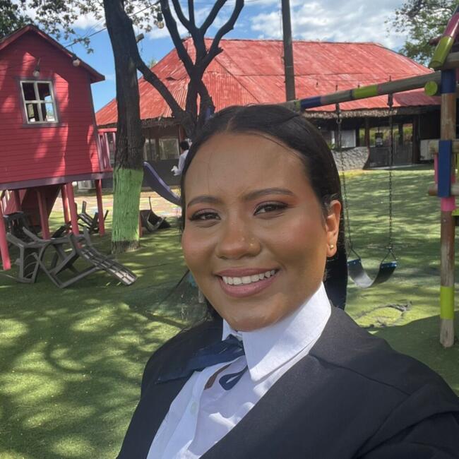 Babysitter in Villa del Rosario: Yury Yojana