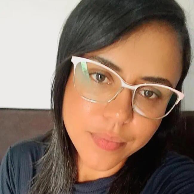 Babysitter in Feira de Santana: Iziane