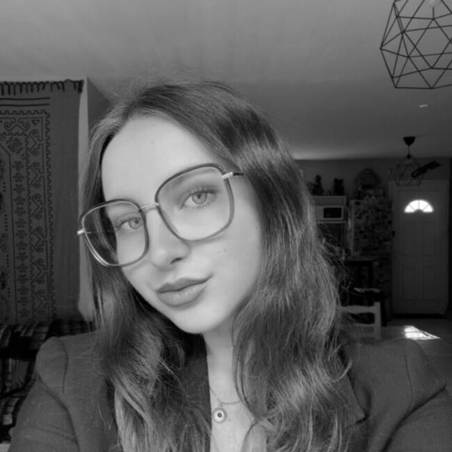 Babysitter in Honfleur: Marion