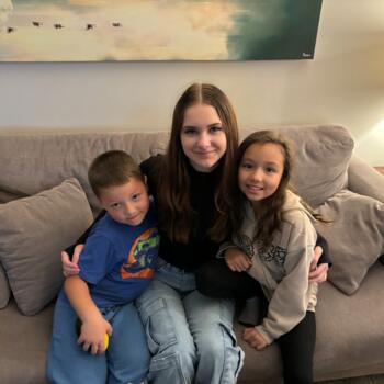 Baby-sitter Langley: Maya