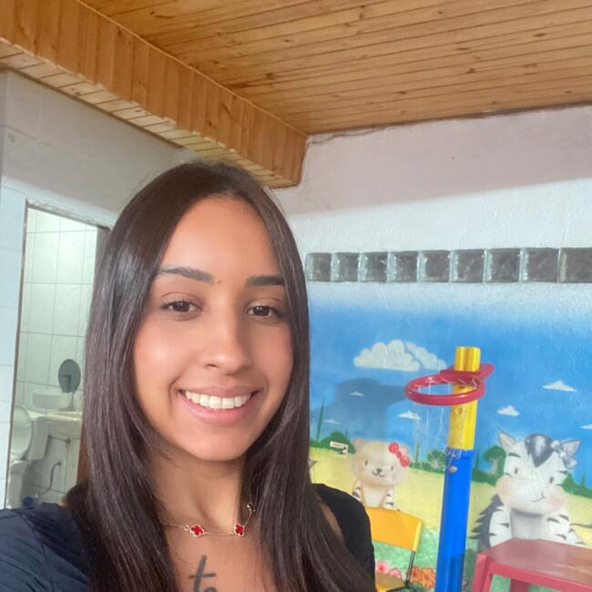 Babysitter in São Paulo (São Paulo): Camila