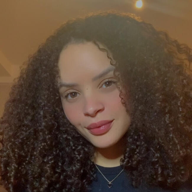 Babysitter in Langenfeld: Yasmim