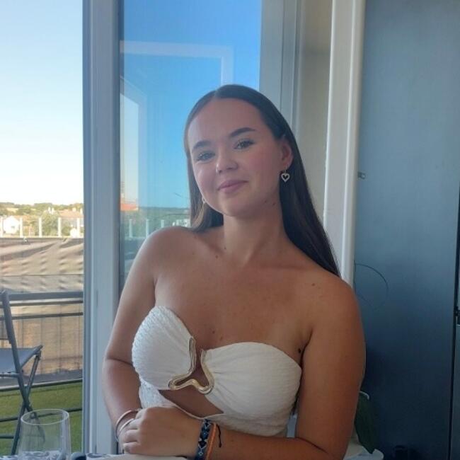 Babysitter in Châtelaillon-Plage: Norah