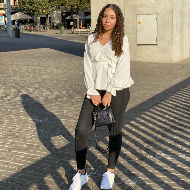 Babysitter in Gent: Nadia