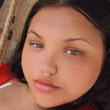 Babysitter in Castellon: Yasmina