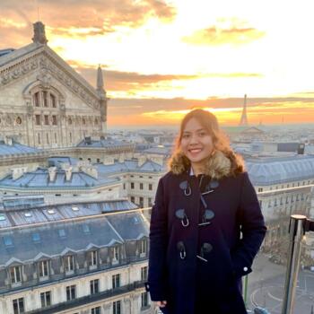 Babysitter Neuilly-sur-Seine: Zyra