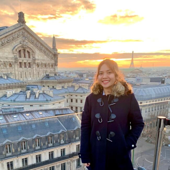 Babysitter in Neuilly-sur-Seine: Zyra