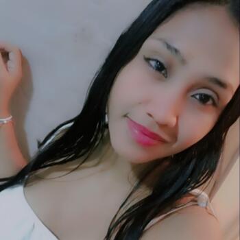 Niñera en Soledad: Kari
