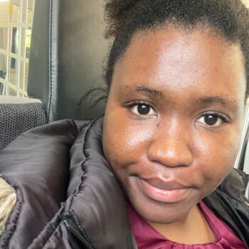 Babysitter in Liverpool: Naomi