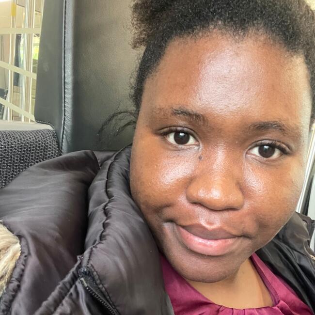 Babysitter in Liverpool: Naomi