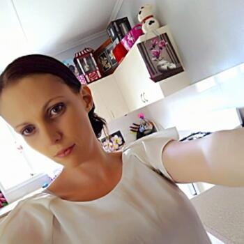 Nanny in Brisbane: Symmone