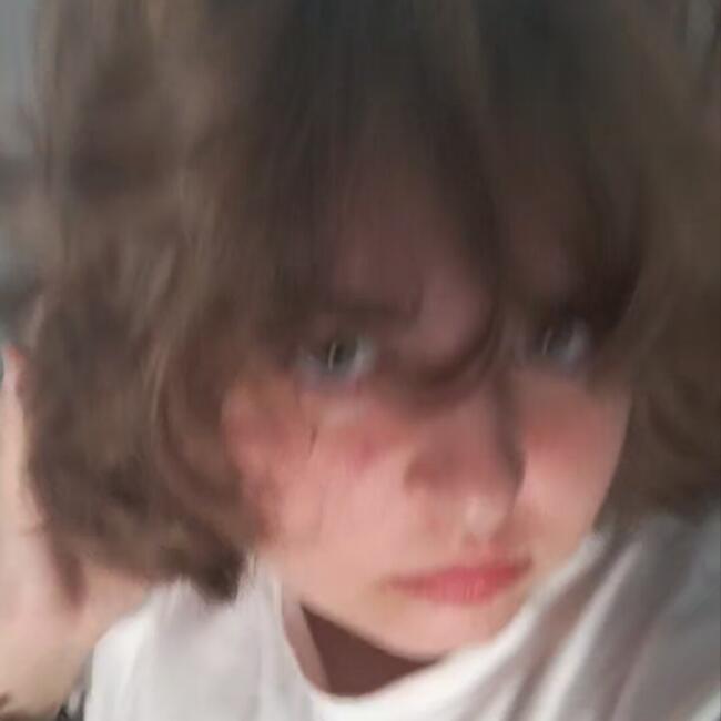 Babysitter in Fréjus: Elise