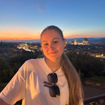 Oppas in Hoogvliet: Roxy