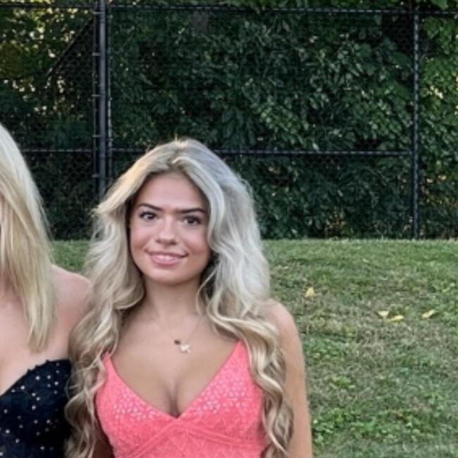 Babysitter in Montgomery (Illinois): Gianna