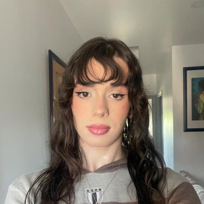 Babysitter in Sartrouville: Laura