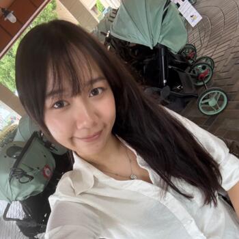 Pengasuh di Singapore Island: Erica