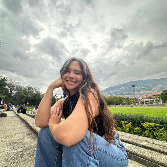 Babysitter in Bello: Isabel