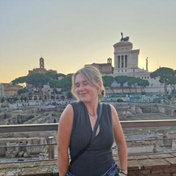 Babysitter in Talence: Jade